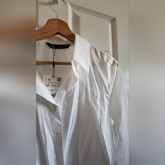 Zara Crisp White Button-Up Shirt - Picture 2 of 5